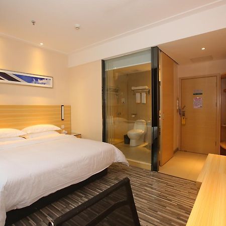 גואנגג'ואו City Comfort Inn Yongtai Subway Station מראה חיצוני תמונה